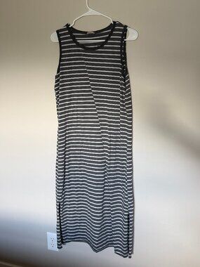 La Miel Striped Midi Dress Large Gray White Sleeveless Casual Knit T Shirt Dress